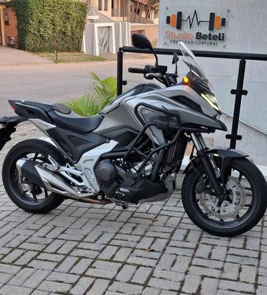 HONDA NC 750X ABS DCT HONDA NC 750X ABS DCT